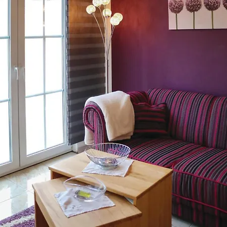 Gorgeous In Warnemnde With Kitchen Appartement Rostock